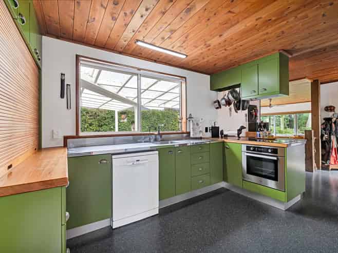 9 Cameron Street, Hawera