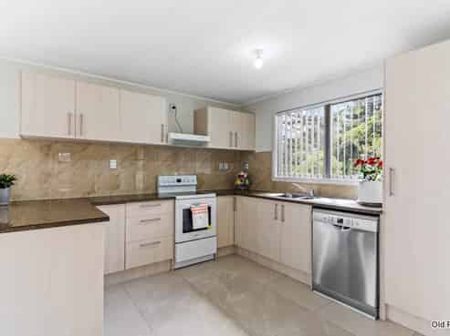 17 Ferndown Avenue, Papatoetoe