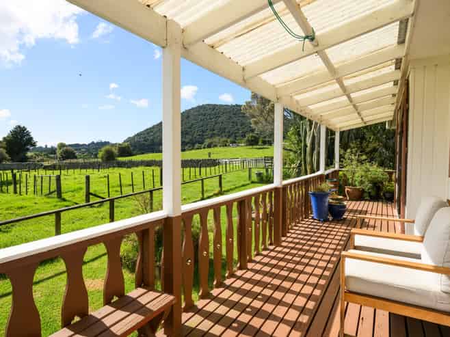 1528 State Highway 14, Maungatapere