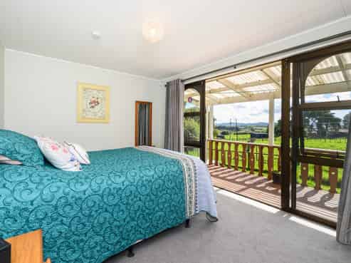 1528 State Highway 14, Maungatapere