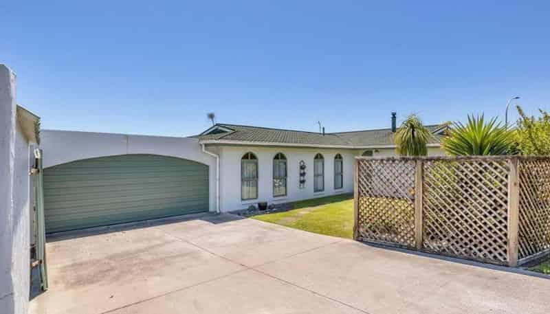 1 Lantana Avenue, Bell Block