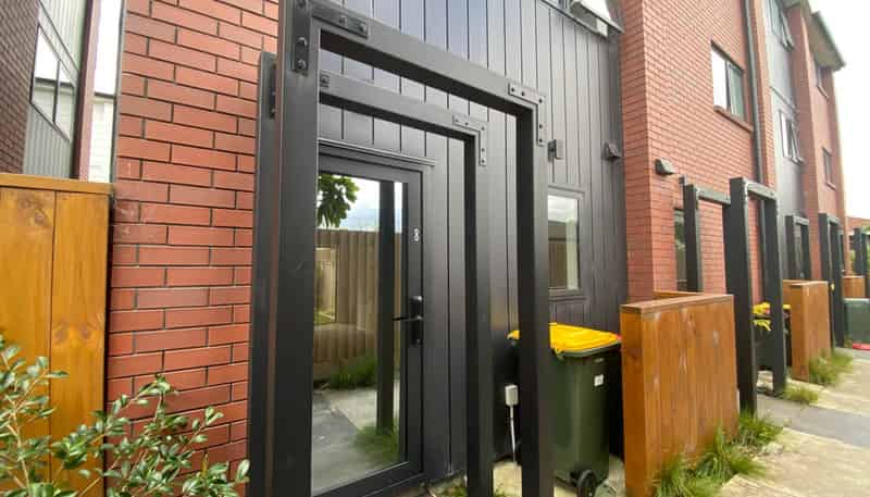 8/19 Karamu Street, Te Atatu Peninsula