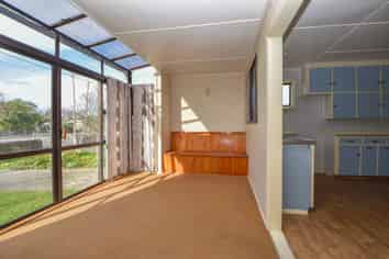 9  Davy Street , Carterton