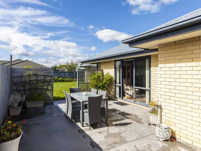 71 Springs Road, Hornby