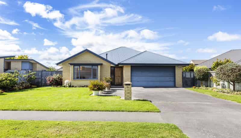 71 Springs Road, Hornby