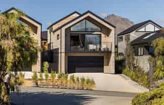 B/45 McAdam Drive, Jacks Point