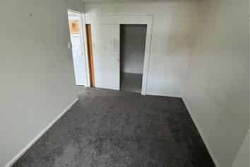 1/83 Claridges Road, Casebrook