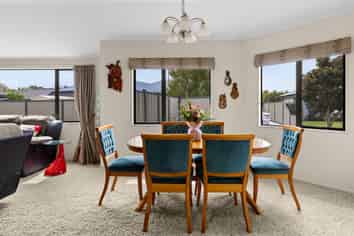 3 Merlot Drive, Greenmeadows