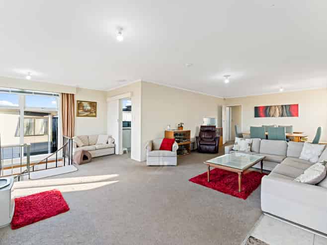 65 Potter Avenue, Northcote