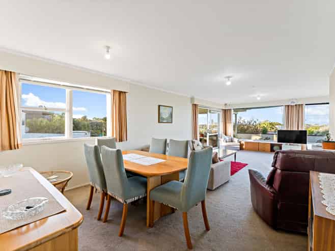 65 Potter Avenue, Northcote