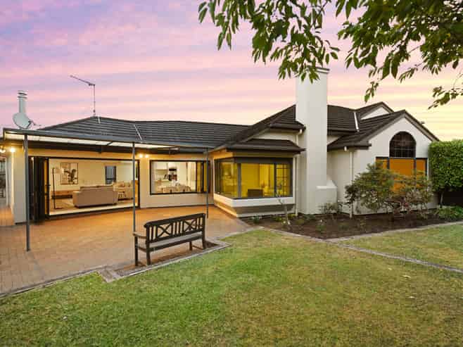 28 Keswick Crescent, Huntington