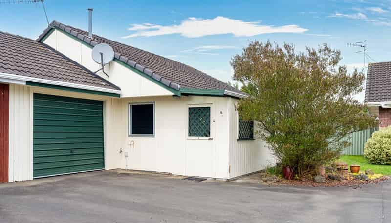 2/20 Jenks Street, Foxton