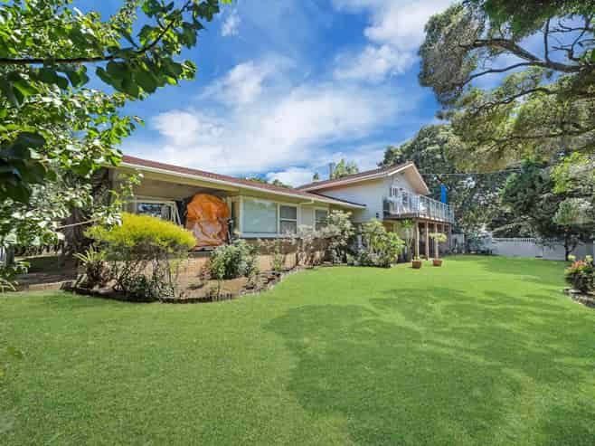 2 Tudward Glade, Hillcrest