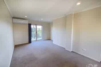 3/4 Keeling Road, Henderson