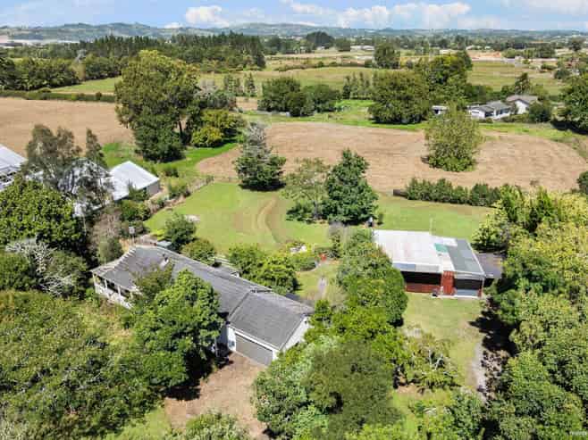 121 Jesmond Road, Karaka