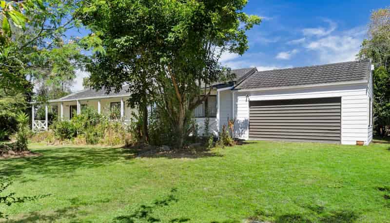 121 Jesmond Road, Karaka