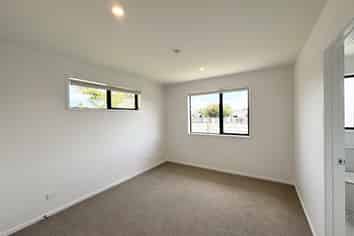 13 Alex Taylor Street, Hawera