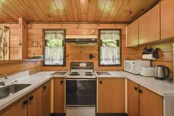 3 Tombleson Road, Lake Rotoma