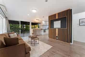 2/20 Celeste Place, Totara Vale