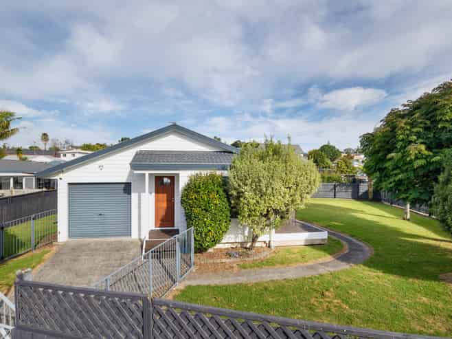 45 Harmel Road, Glendene