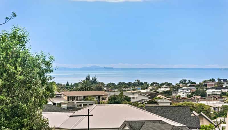 2 Greenview Lane, Red Beach