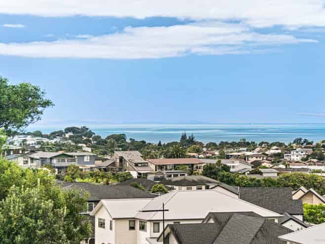 2 Greenview Lane, Red Beach