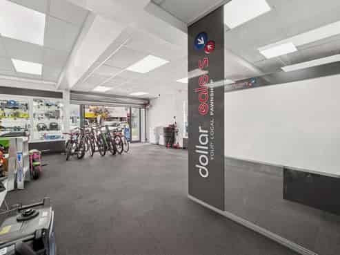 National tenant plus seismic strength