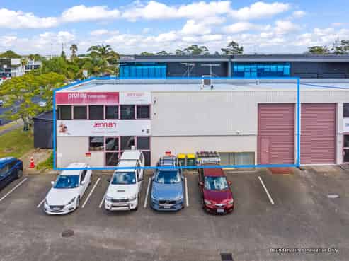 Road Front, Bite Sized & Vacant!