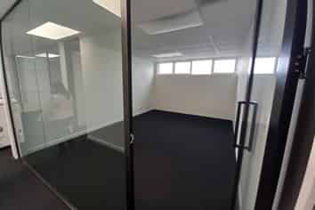 Renovated Office in Central Henderson