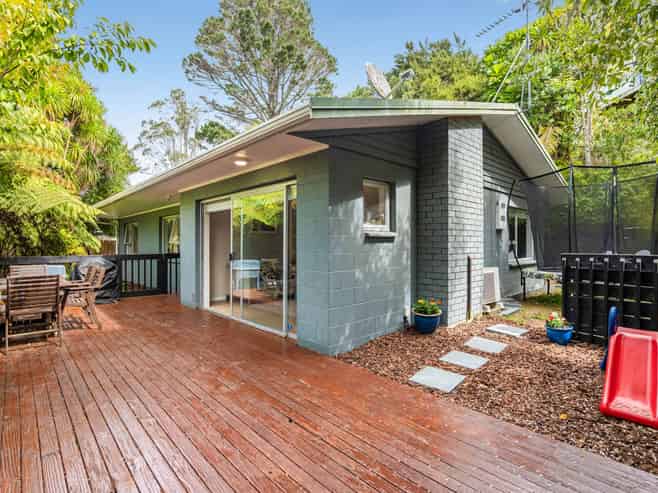 1/64 Stredwick Drive, Torbay