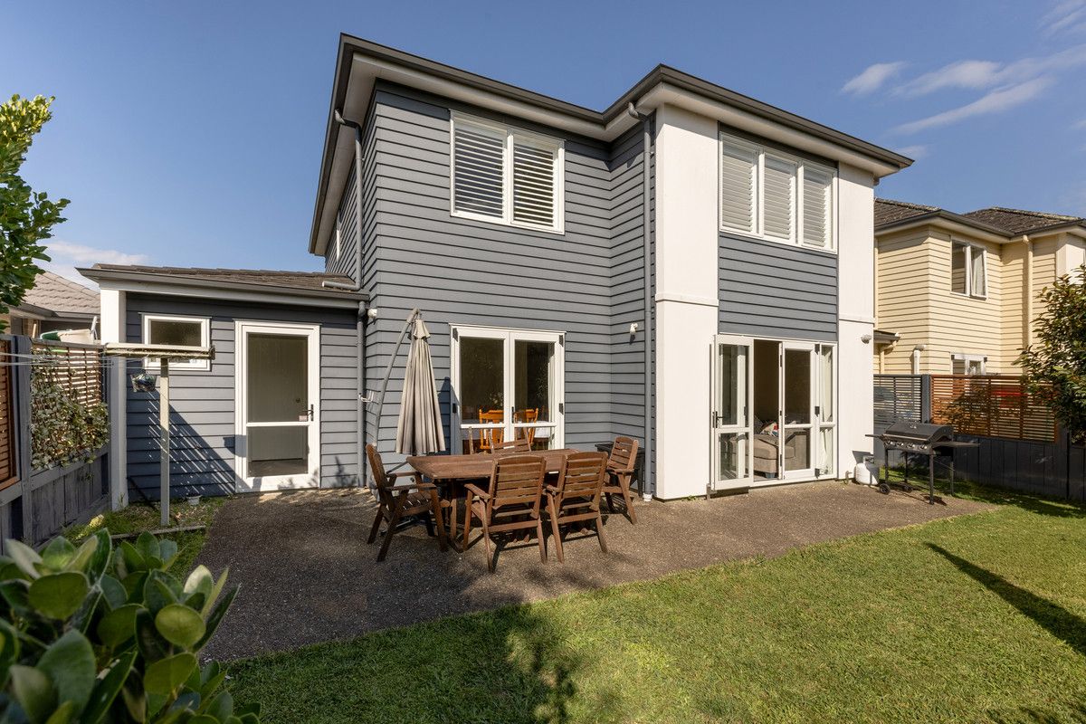 Best Value 5-Bedroom Family Lakes Living: Now Vacant for Early Possession - Aanzicht 3