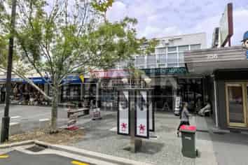 Renovated L2 Space in Central Henderson