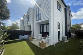 1/28 Riverview Rd, Panmure