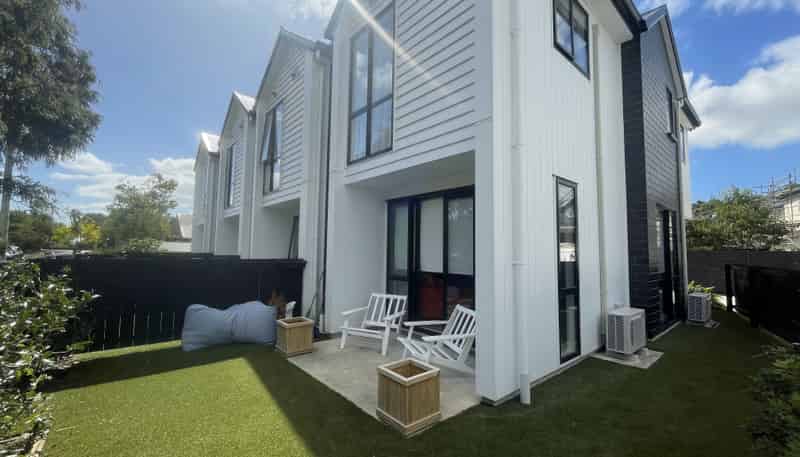 1/28 Riverview Rd, Panmure