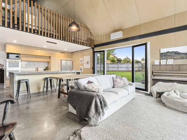 19 Grandview Road, Lake Hawea