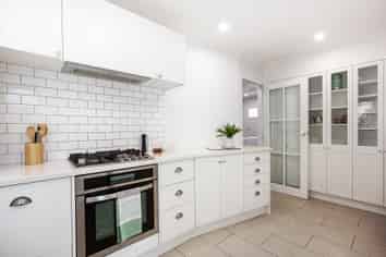 2/59A Hamilton Road, Hataitai