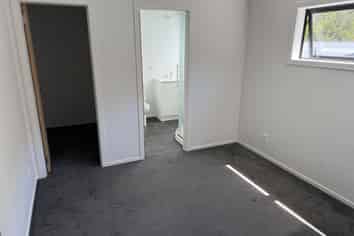 9 Lowry Heights, Stokes Valley