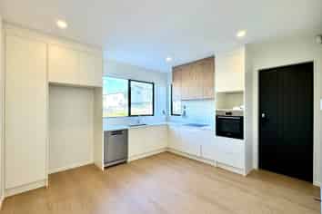 5 Airini Road, Silverdale