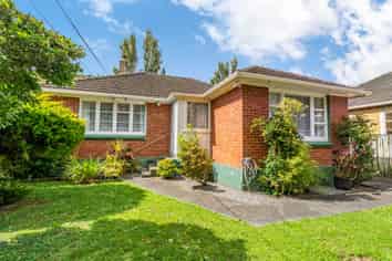 54 Petherick Street, Taita