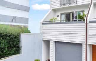 18/10 Ruru Street, Eden Terrace