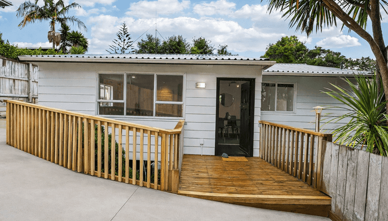 2/22 Hobby Avenue, Birkdale