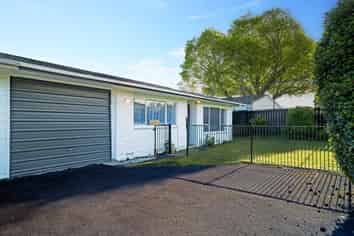 97B Pine Avenue, Melville