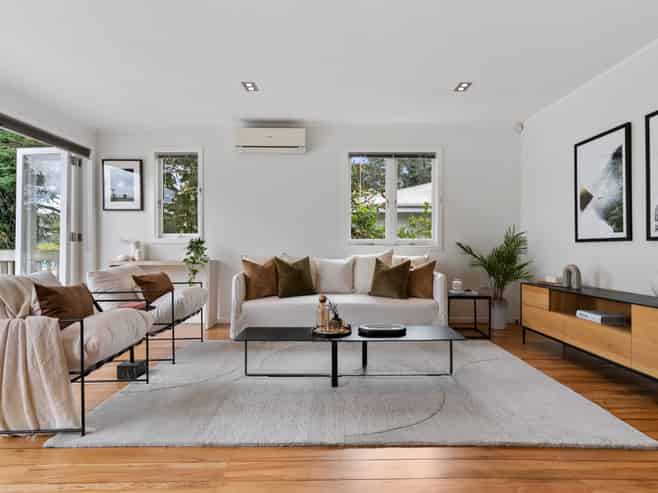 42 Parkdale Road, Mount Albert