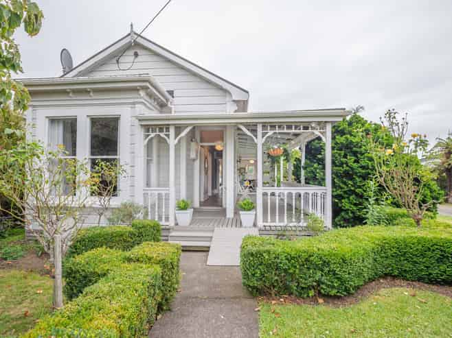 165 Cambridge Street, Levin