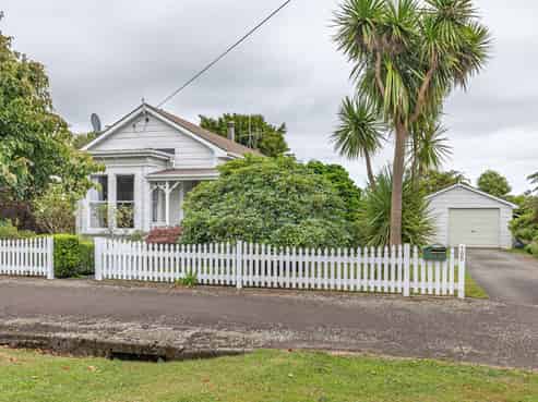 165 Cambridge Street, Levin