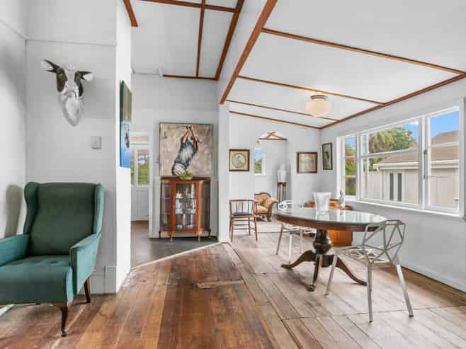 165 Cambridge Street, Levin