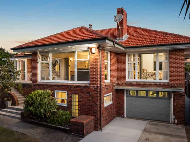 12 Fairleigh Avenue, Mount Albert