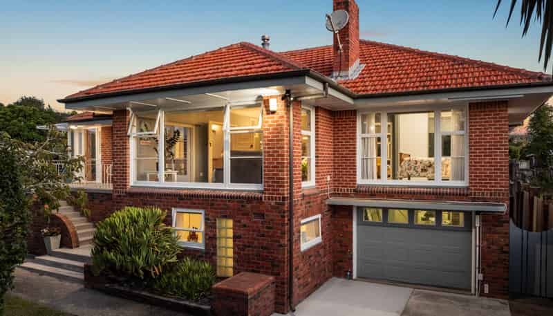 12 Fairleigh Avenue, Mount Albert