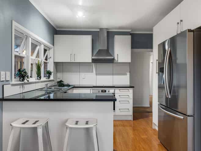 12 Fairleigh Avenue, Mount Albert