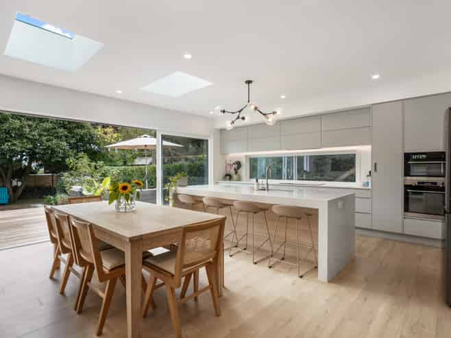 10 Weston Avenue, Mount Albert